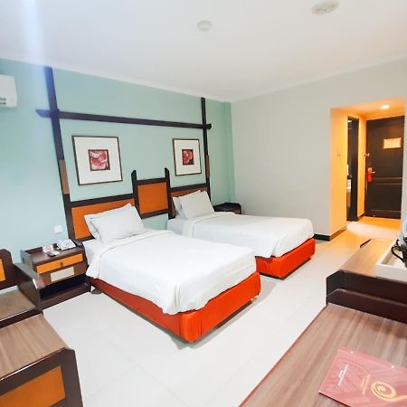 Hotel Sofia Juanda Surabaya Sidoarjo Eksteriør billede