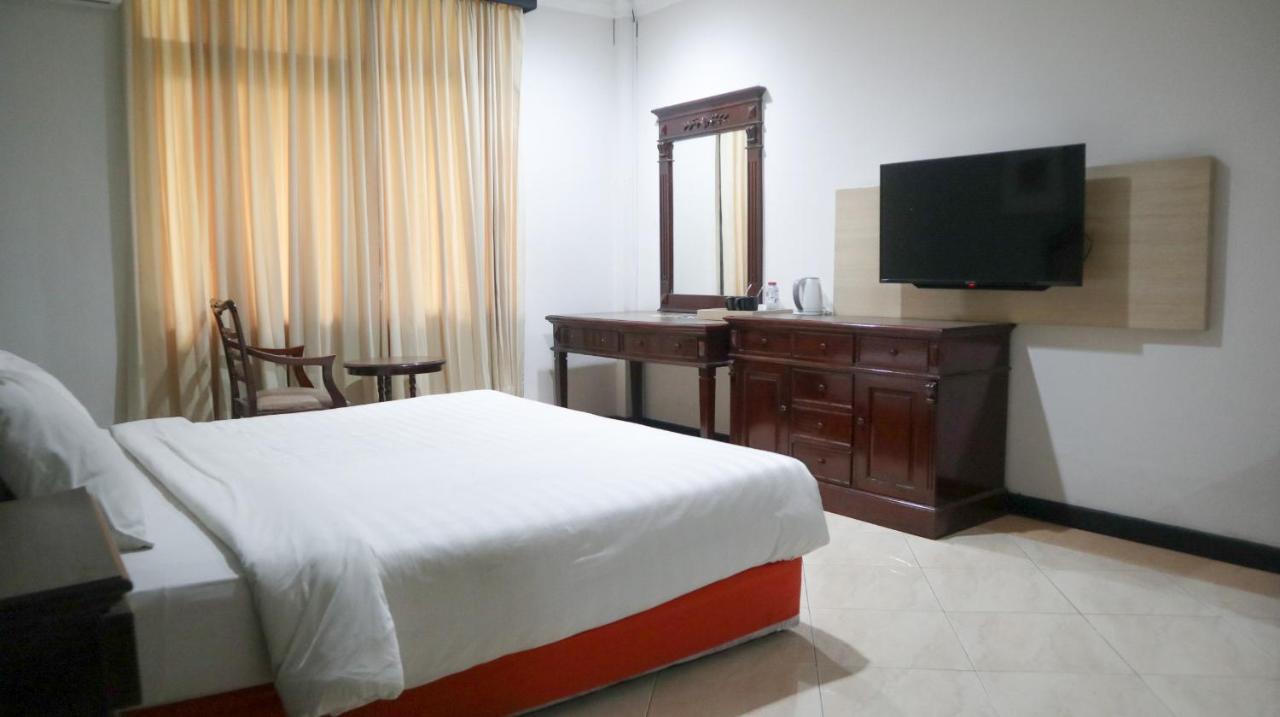 Hotel Sofia Juanda Surabaya Sidoarjo Eksteriør billede
