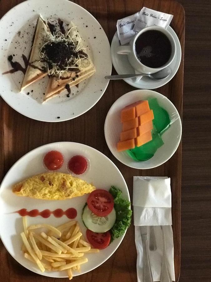 Hotel Sofia Juanda Surabaya Sidoarjo Eksteriør billede