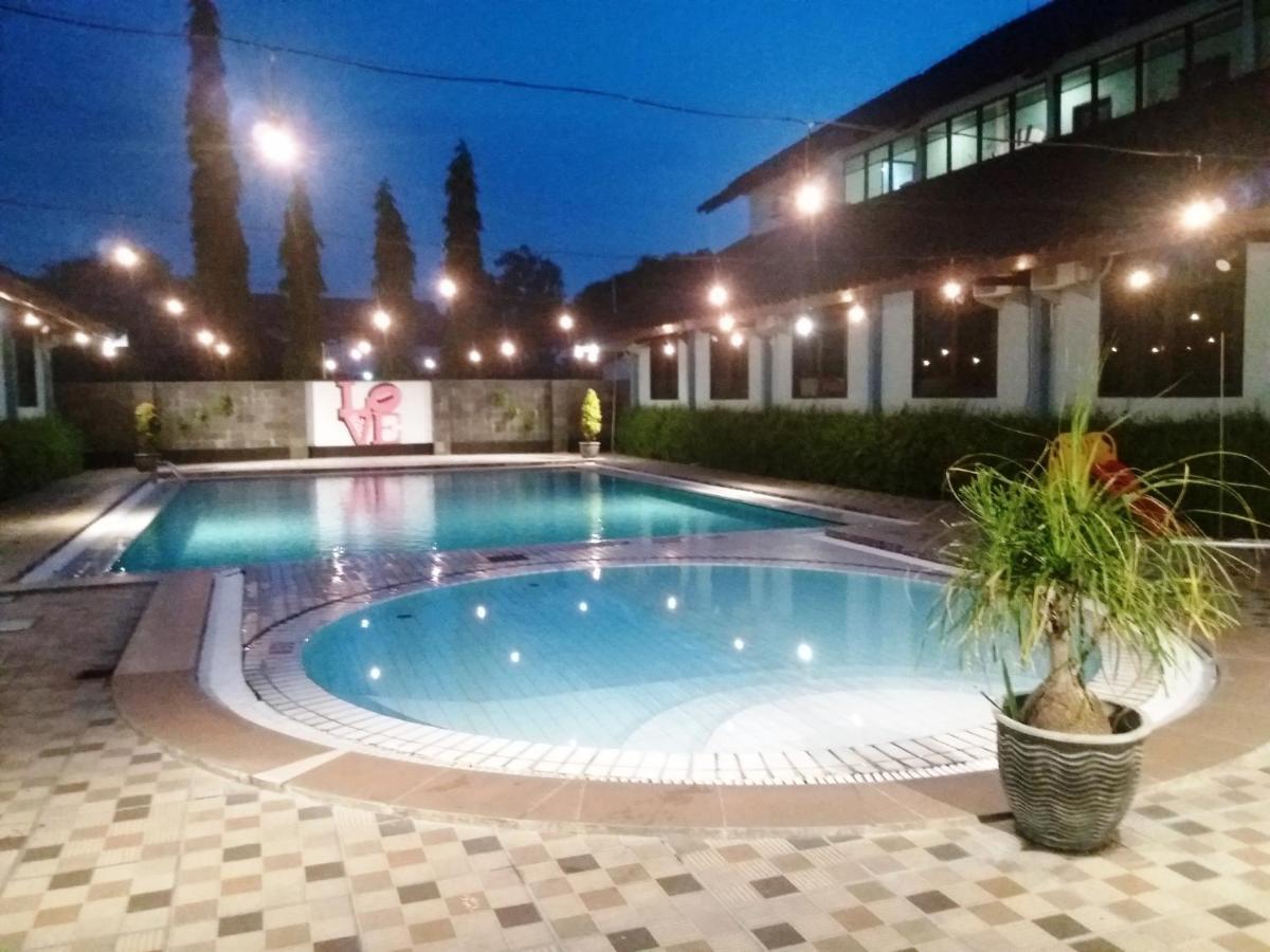 Hotel Sofia Juanda Surabaya Sidoarjo Eksteriør billede